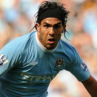 Carlos Tévez podría firmar con Milán