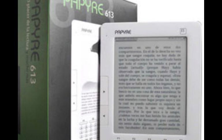 El lector tiene una pantalla de seis pulgadas y consume el mínimo de batería. ESPECIAL  /