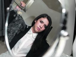 Una modelo muestra de uno de los diseños de Julia y Renata. Las tapatías presentaron la colección Otoño-Invierno de este año.  /