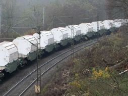 Desde hace años, el viaje de este convoy radiactivo ha generado importantes protestas. AFP  /