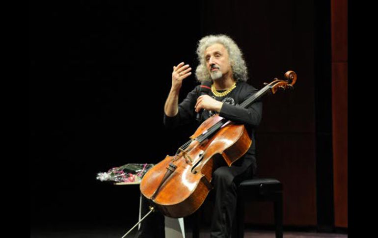 'Hay muchos jóvenes que están interesados en la música, sobre todo en Asia', declaró. ESPECIAL  /