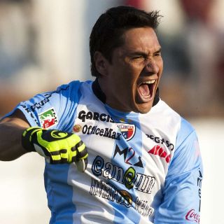 América se refuerza para salir de la profunda crisis