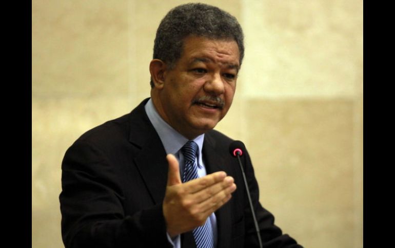 Sostendrá un encuentro privado con Felipe Calderón. ARCHIVO  /