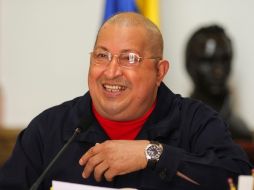 El líder venezolano dijo que Santos llegará al filo de las 10:00 horas locales a Venezuela y luego se reunirán. REUTERS  /