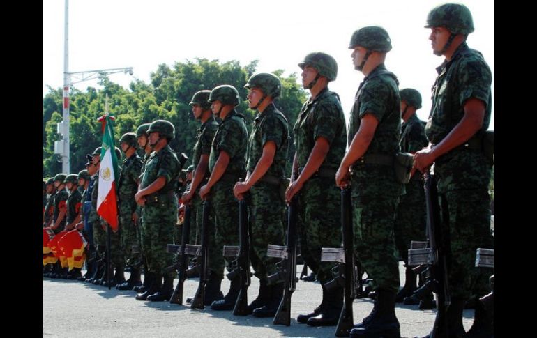 Es una decisión del gobierno federal la posibilidad de que los militares continúen operando en las calles. ARCHIVO  /