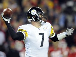 Ben Roethlisberger sigue siendo la pieza clave de los Acereros. REUTERS  /