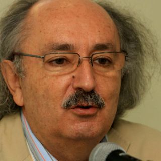 Cuatro décadas de palabra a contracorriente