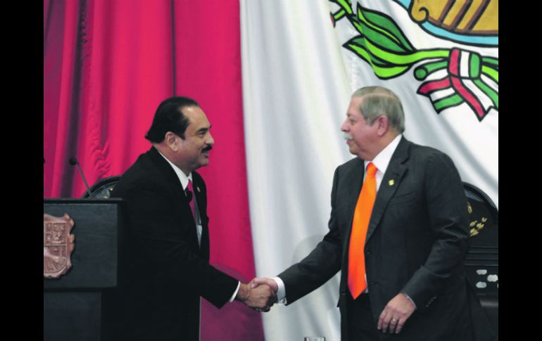 El gobernador Egidio Torre Cantú llega al Congreso del Estado a rendir su Primer Informe, en Ciudad Victoria. EL UNIVERSAL  /