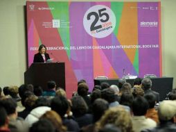 En el marco de la FIL Guadalajara 2011 se realizó el Coloquio Internacional de Bibliotecarios, en la foto Ulrike Mühlschlegel  /