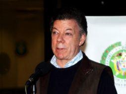 Como líderes políticos, Chavéz y Santos tienen obligación de llegar a un acuerdo por el pueblo, considera presidente colombiano.REUTERS  /