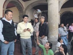 A mediados del presente mes, empleados de Congreso convocaron a un paro laboral, mientras no se resolviera la situación de sus sueldos.  /