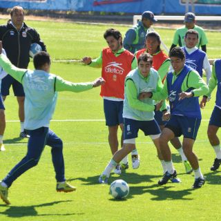 Morelia quiere pegar primero a Santos