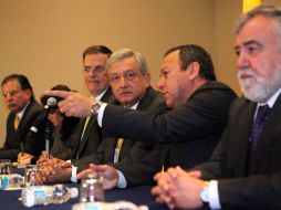 Andrés Manuel López Obrador, dijo que él y el PRD acordaron amor y paz. NTX  /