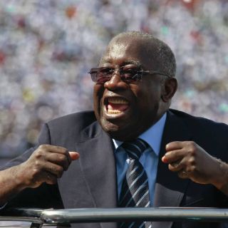 Enfrenta Gbagbo cargos de crímenes contra la humanidad