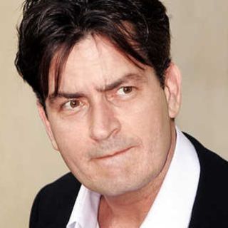 Escoltas de Charlie Sheen agreden a periodistas colombianos