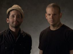 En el video de su último sencillo, Prepárame la cena, Calle 13 se une a la campaña contra la trata de personas. NOTIMEX  /