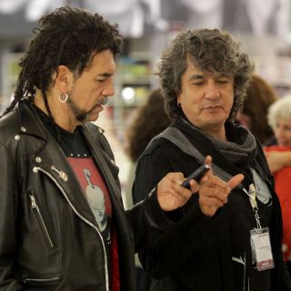 El señor González, un botello muy popero