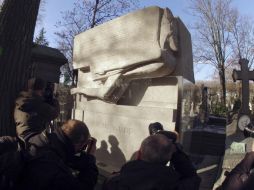 La limpieza completa de la tumba fue financiada por la comunidad irlandesa, señalaron los medios.  /