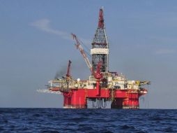 Los ingresos petroleros crecieron impulsados por el mayor precio de exportación de la mezcla mexicana de petróleo. ARCHIVO  /