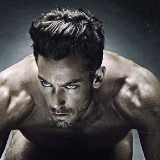 Aarón Díaz presenta calendario 2012