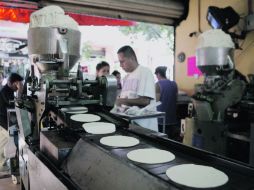 El precio del maíz se encuentra entre cinco mil 200 y seis mil pesos por tonelada.  /