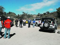 Policías del Estado encontraron un cadáver abandonado en un taxi, cerca del camino a La Piedrera, en el Municipio de Chapala.  /
