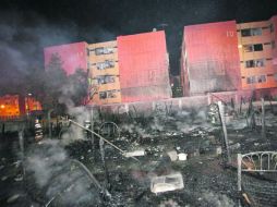 El incendio fue controlado por el Cuerpo de Bomberos. EL UNIVERSAL  /