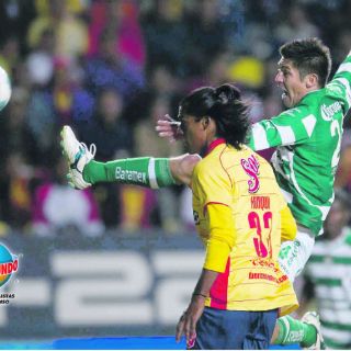 Oribe deja con vida al Santos