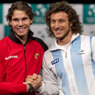 Empezar con victoria dará tranquilidad al equipo, Nadal