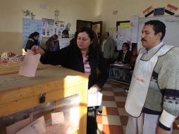 La Junta Electoral egipcia informó hoy que el 62% de los votantes participó en los comicios. EFE  /