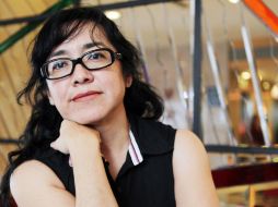 La escritora tamaulipeca Cristina Rivera Garza leyó algunos fragmentos de su libro en la FIL.  /