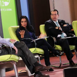 Monopolios, daño a la democracia