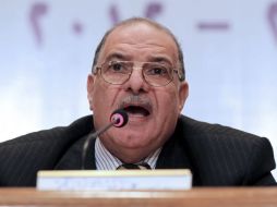 El presidente de la Junta Electoral egipcia, Abdelmoaiz Ibrahim, comparece en una rueda de prensa. EFE  /