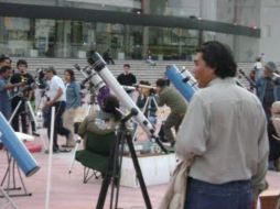 Buscan romper el récord con más de 5 mil telescopios. ESPECIAL  /