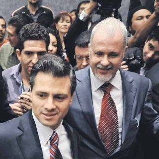 Incentivos a maestros dependerán de la calidad de alumnos: Peña Nieto
