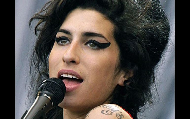 Amy Winehouse fue encontrada sin vida a los 27 años. AP  /