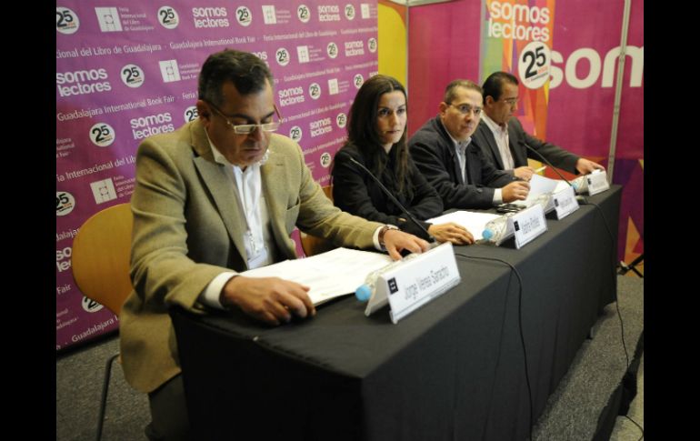 Jorge Verea, Yadira Robles, Rogelio Campos y José Ángel Gutiérrez, integrantes del Consejo Directivo del Premio Jalisco.  /