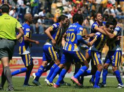 Los jugadores de la Piedad celebran el gol que los puso en la final de la Liga de Ascenso. MEXSPORT  /