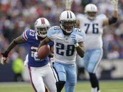 Chris Johnson (28) realizó una gran partido ante los Bills. AP  /