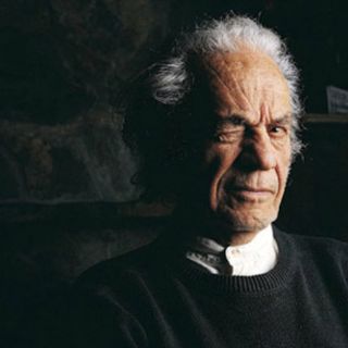 Esperan a Nicanor Parra en España por su Premio Cervantes