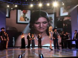 Gustavo y Laura tienen motivos para celebrar: su matrimonio y que el académico está a un paso de la final. EL UNIVERSAL  /