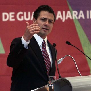 ''Pudo ocurrirle a cualquiera'', dice Peña sobre pifia en la FIL