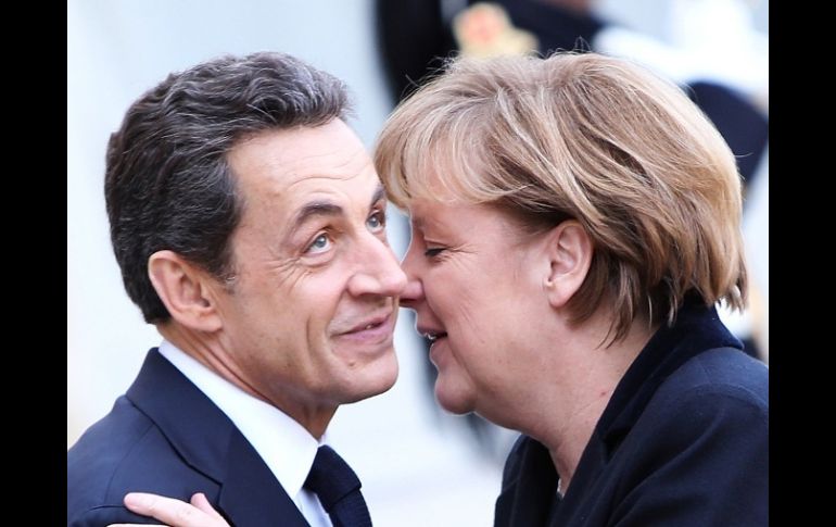 El eje París-Berlín desea que el fondo de ayuda permanente de la zona euro entre en vigor en 2012. NTX  /