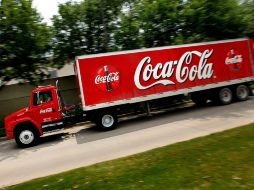 La compañía mexicana produce y distribuye las marcas Coca-Cola, Fanta, Sprite, del Valle y otros. ARCHIVO  /