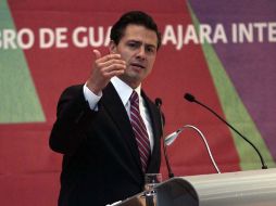 Durante su participación en la FIL, Peña Nieto confundió titulos y autores de algunos libros que dijo haber leído. ARCHIVO  /