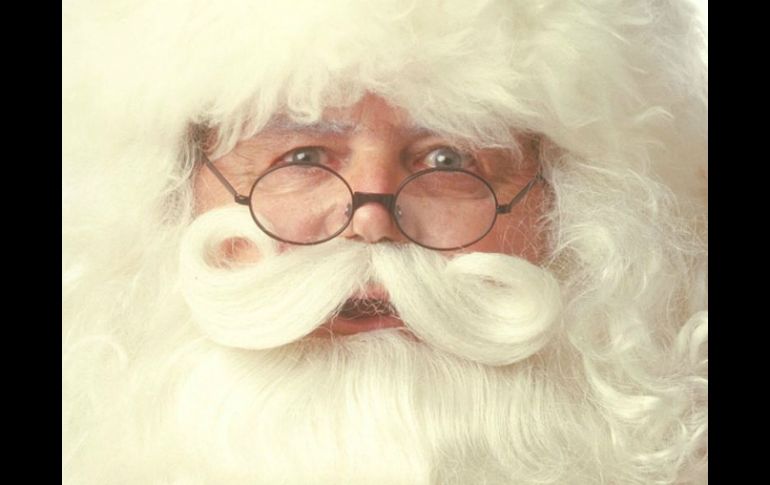 Los niños tienen la facilidad de buscar información sobre Santa Claus a un click de distancia. NTX  /