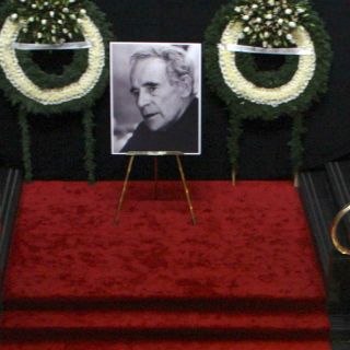 Despiden a Michel Descombey en el Palacio de Bellas Artes