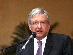 Andrés Manuel López Obrador se registrará como precandidato del PRD y de los otros dos partidos de la coalición. EL UNIVERSAL  /