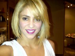 La intérprete ahora usa un corte apenas por debajo de las orejas. IMAGEN TOMADA DE TWITTER @shakira  /