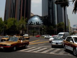 El mercado accionario local operó atento a sus pares estadunidenses.  /